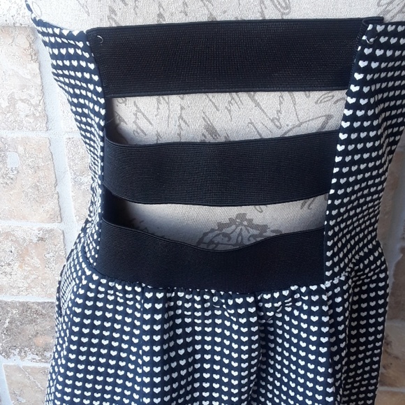 Adorable Rachel Roy black and white dress - Picture 8 of 8